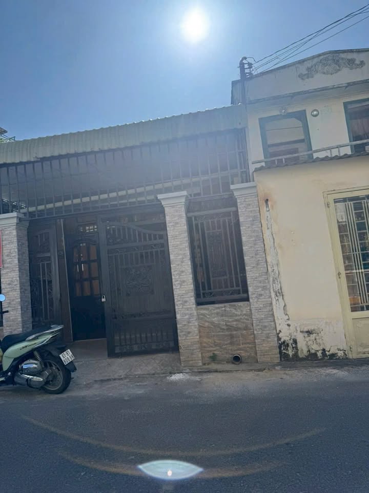 Nhà Nguyên Căn Thủ Dầu Một 7 Triệu/Tháng - Ô tô vào tận nhà!