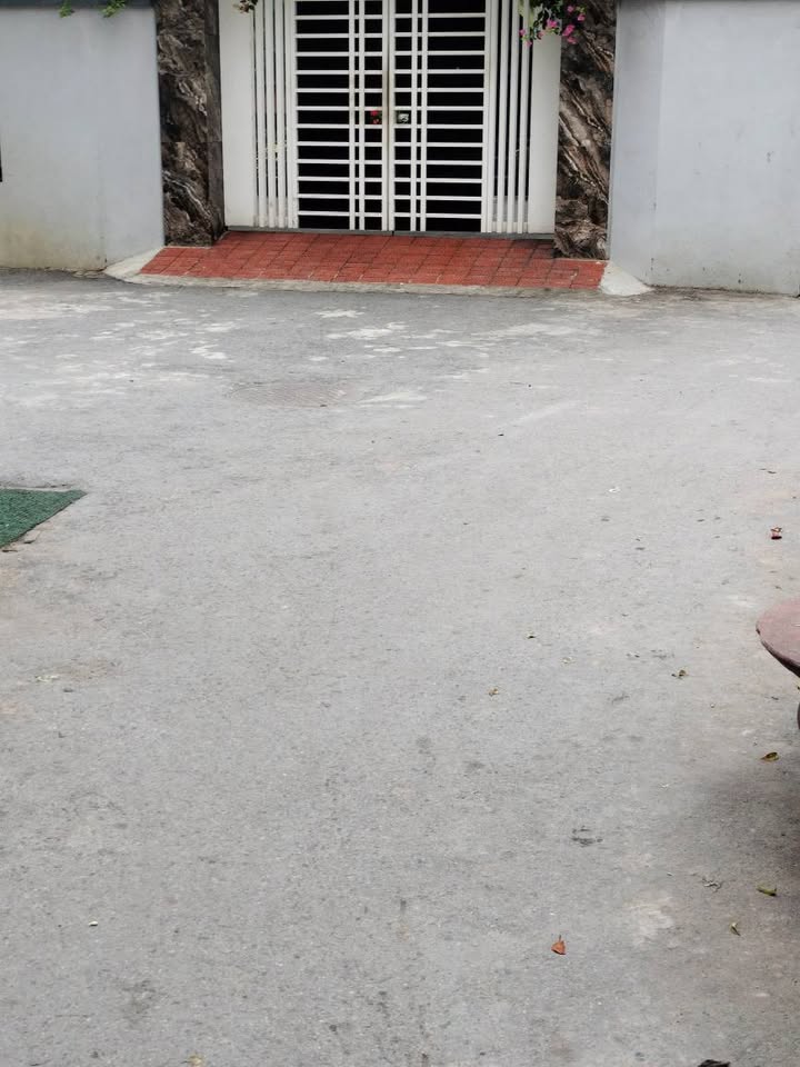 Nhà 3 Tầng 33m² Nam 32, Đan Phượng - 4 Tỷ, Gần Chợ & Công Viên