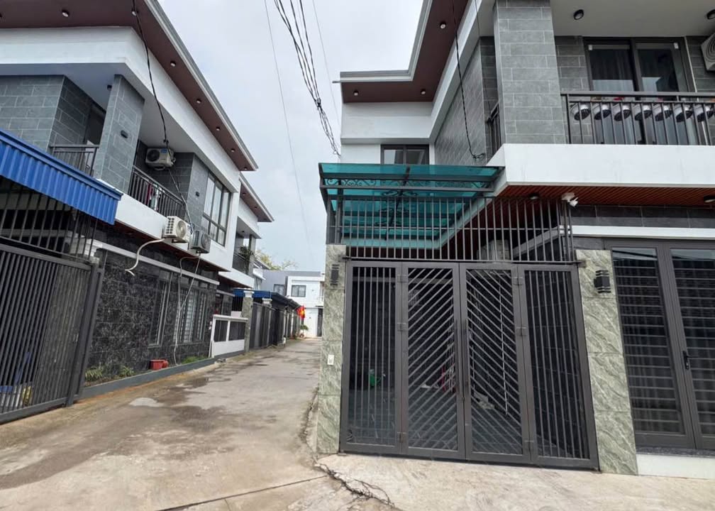 Nhà Riêng Phùng Chí Kiên, Bắc Kạn 87m² - Ô Tô Vào Tận Nhà!