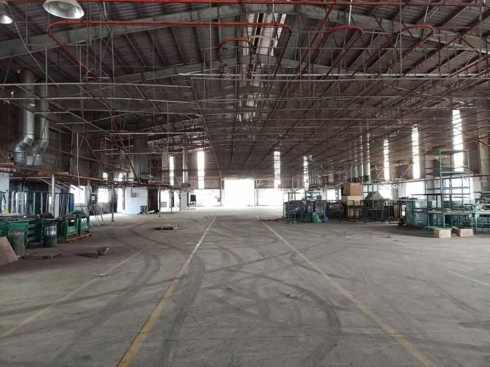 Cho thuê xưởng 2500m² Tân Uyên, Bình Dương - Sẵn sàng hoạt động, đường container