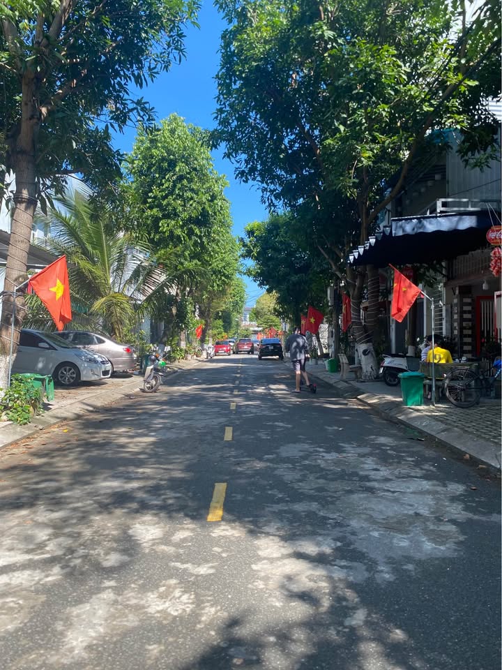 Nhà riêng Sơn Thủy, Đà Nẵng 115m² - Ô tô vào tận nhà, chính chủ!