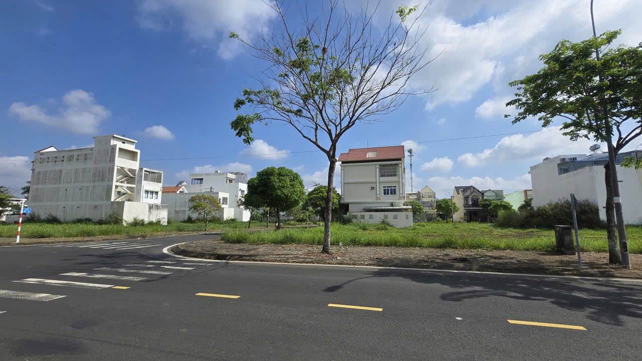 Đất Nền Phan Đình Giót Cà Mau 169m² - Sổ đỏ chính chủ!