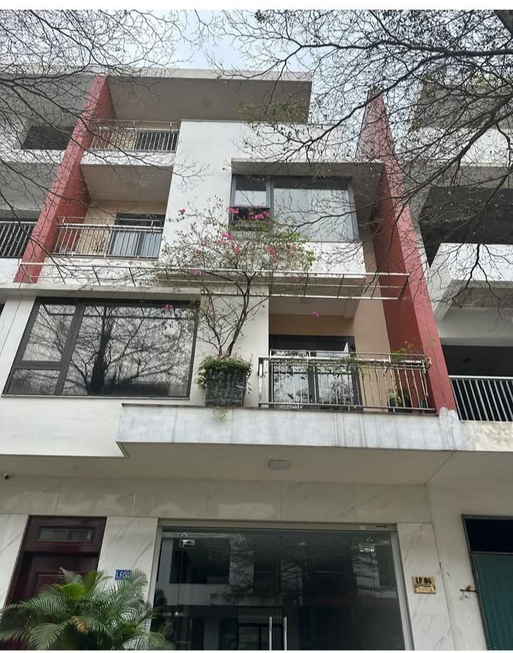 Nhà phố liền kề Việt Trì 122m² - Full nội thất châu Âu, ở ngay!