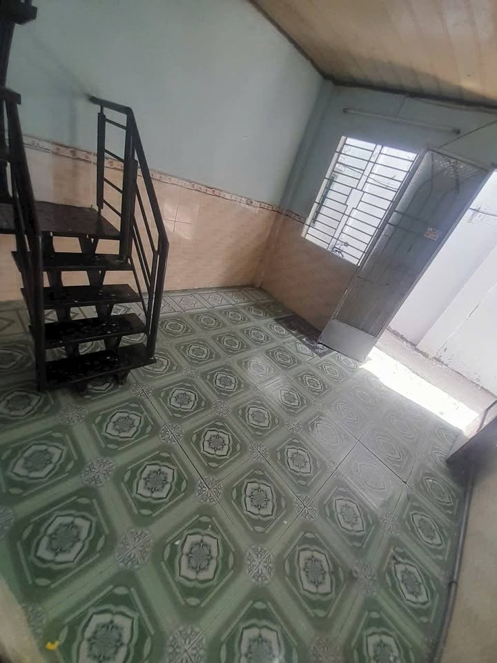 Nhà riêng Hóc Môn 20m² - Giá tốt hiếm có 1.8 triệu/tháng!