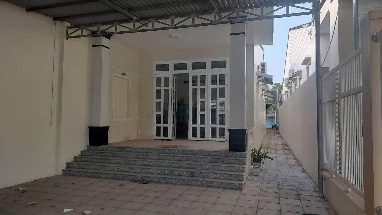 Nhà Mặt Tiền Tua Hai, TP Tây Ninh - 400m² Sẵn Sàng Kinh Doanh