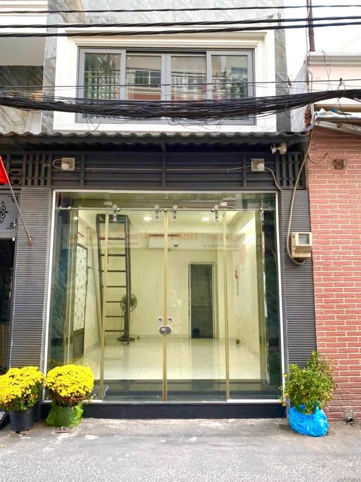 Kiot Kinh Doanh Gò Vấp - Gần Công Viên Làng Hoa, Giá 5.5 Triệu