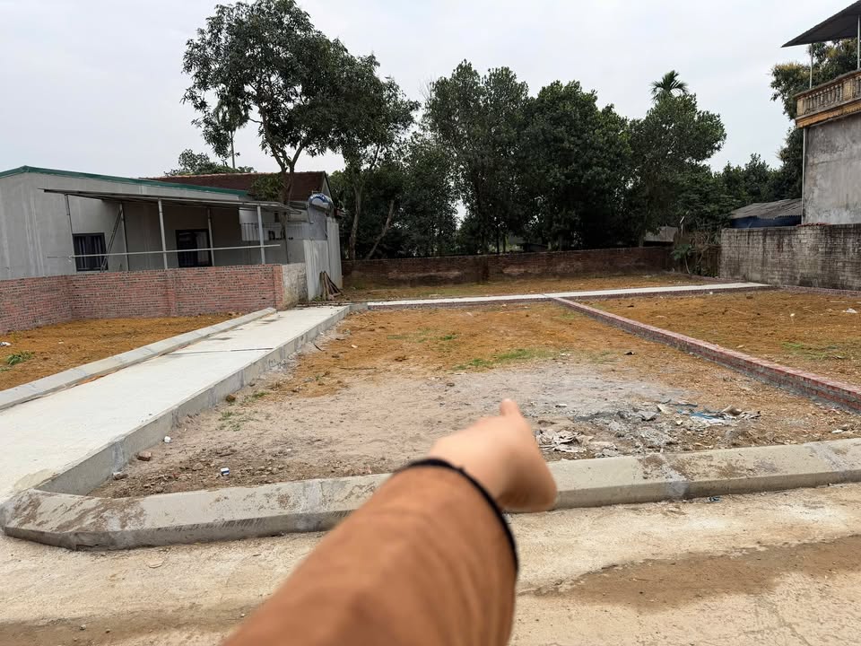 Bán Gấp Đất Lô Góc 100m² Thạch Thất, Hà Nội - Sổ Đỏ Vuông Vắn