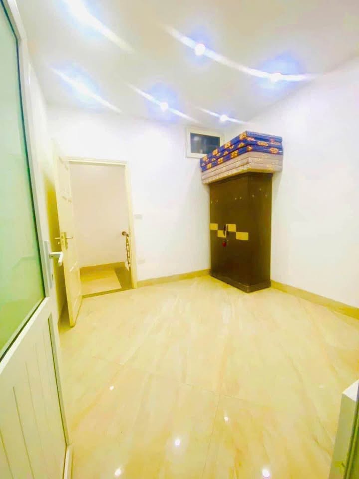 Nhà riêng Văn Cao Ba Đình 25m² 7 tỷ - Nhà sẵn ở ngay!