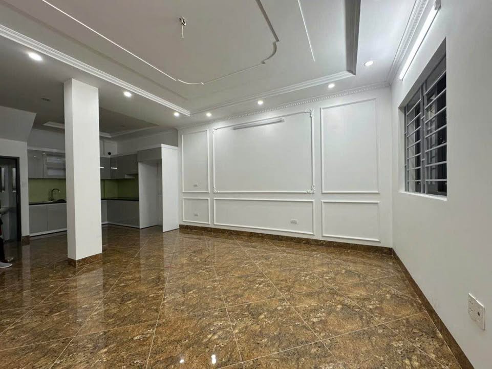 Nhà Lô Góc Ngõ Quỳnh, Hai Bà Trưng - 50m², 5 Tầng, Giá 7.8 Tỷ