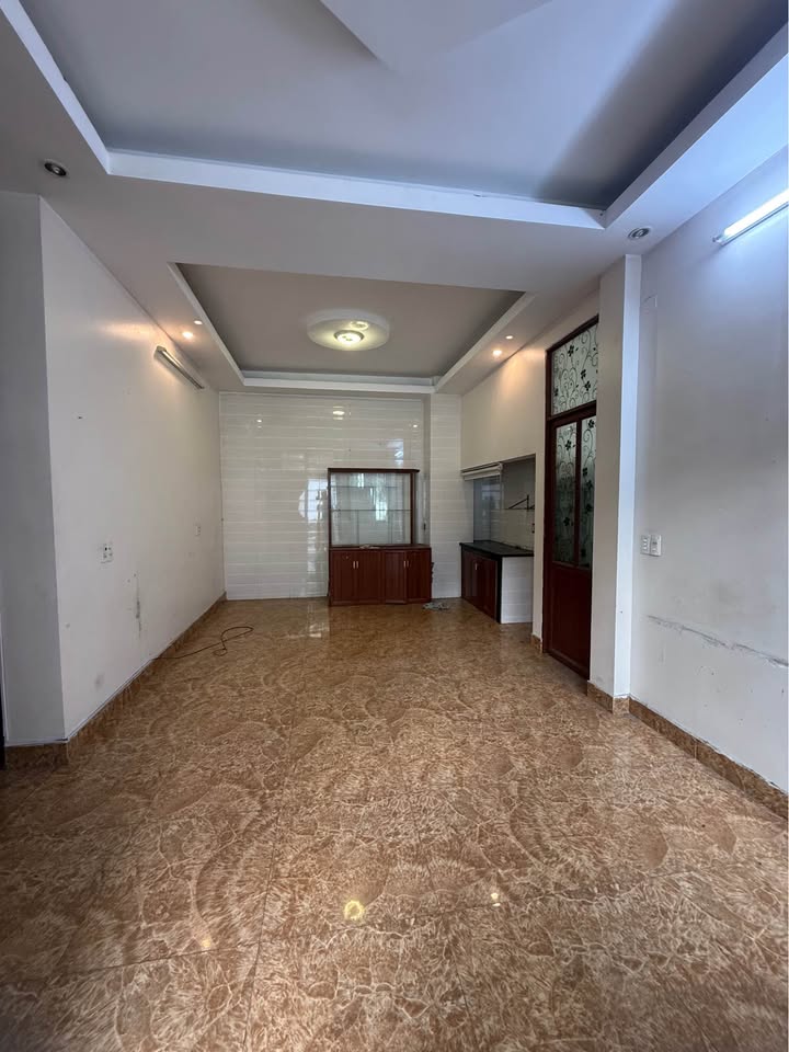 Nhà Riêng Hồng Hà, Hạ Long 3.5 Triệu - Ô tô vào tận nhà!