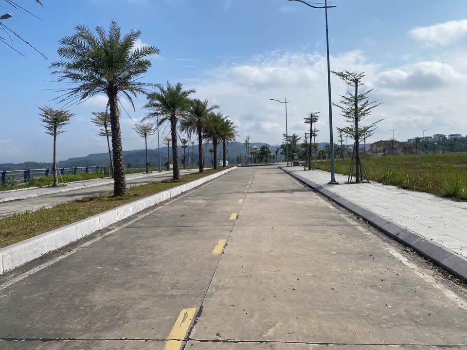 Bán đất BT đồi Ngân hàng Hạ Long 330m² - Hướng Bắc - Giá 21.45 tỷ