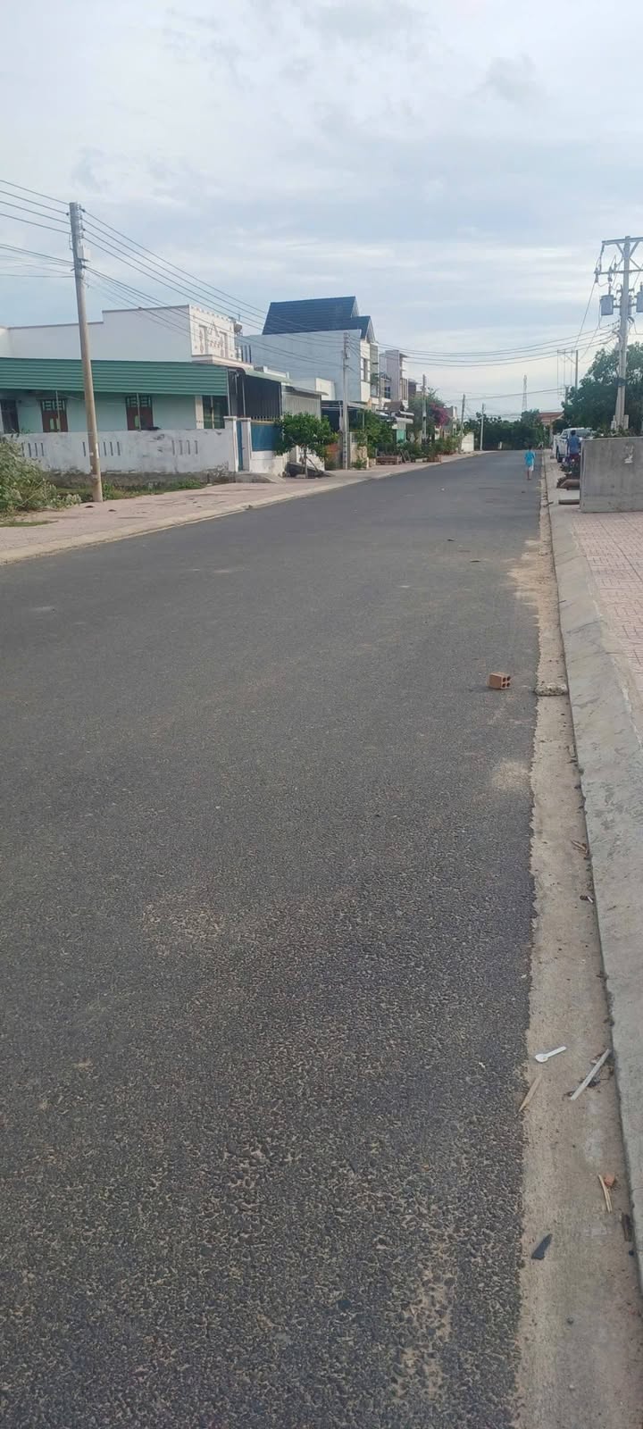 Đất nền Thị trấn Liên Hương 144m² 1.4 tỷ - Sổ đỏ chính chủ!