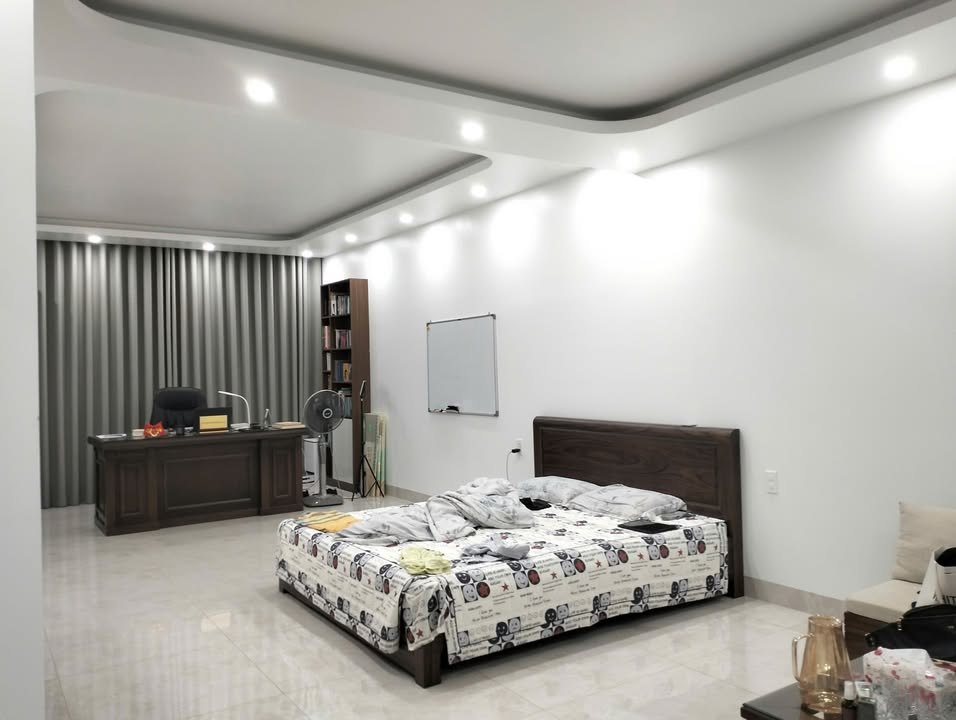 Nhà Mặt Tiền Lê Chân, Hải Phòng 90m², 5 Tầng, Thang Máy - Dưới 15 Tỷ