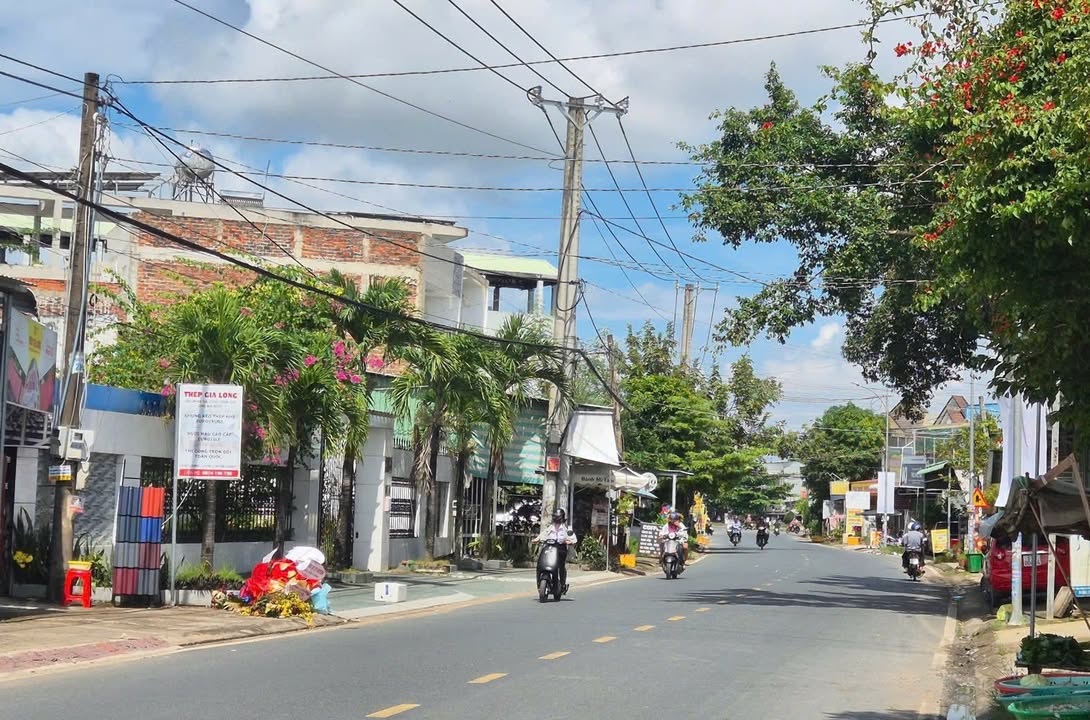 Nhà Mặt Tiền Kinh Doanh Trương Vĩnh Nguyên, Cần Thơ - 56m² - Giá 3.1 Tỷ