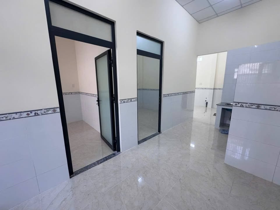 Cho thuê nhà nguyên căn Hẻm 137 Võ Văn Kiệt, Cần Thơ - Sẵn sàng ở ngay!