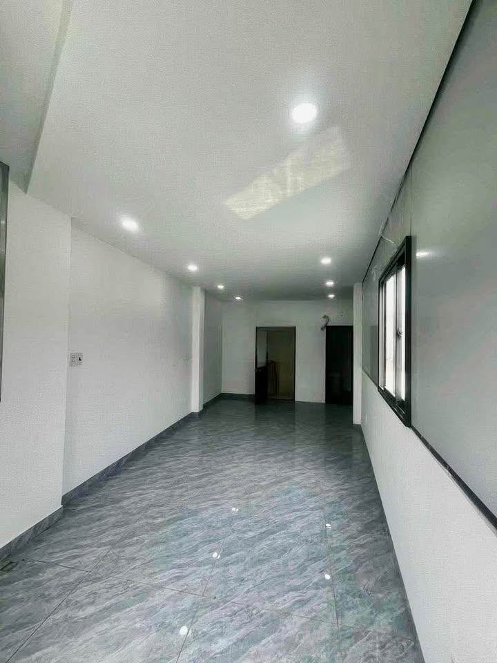 Cho thuê nhà Phường Bình Trị Đông, Bình Tân - 48m² Hẻm Xe Hơi