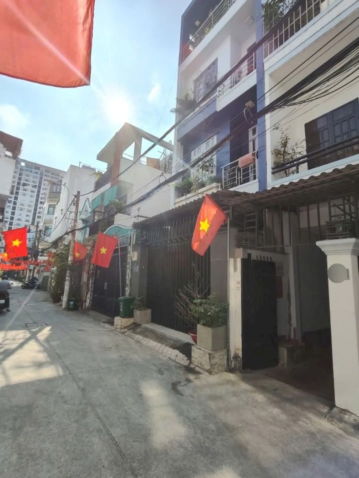 Nhà Tân Hưng Quận 7 58m² hơn 5 tỷ - Ô tô vào tận nhà!