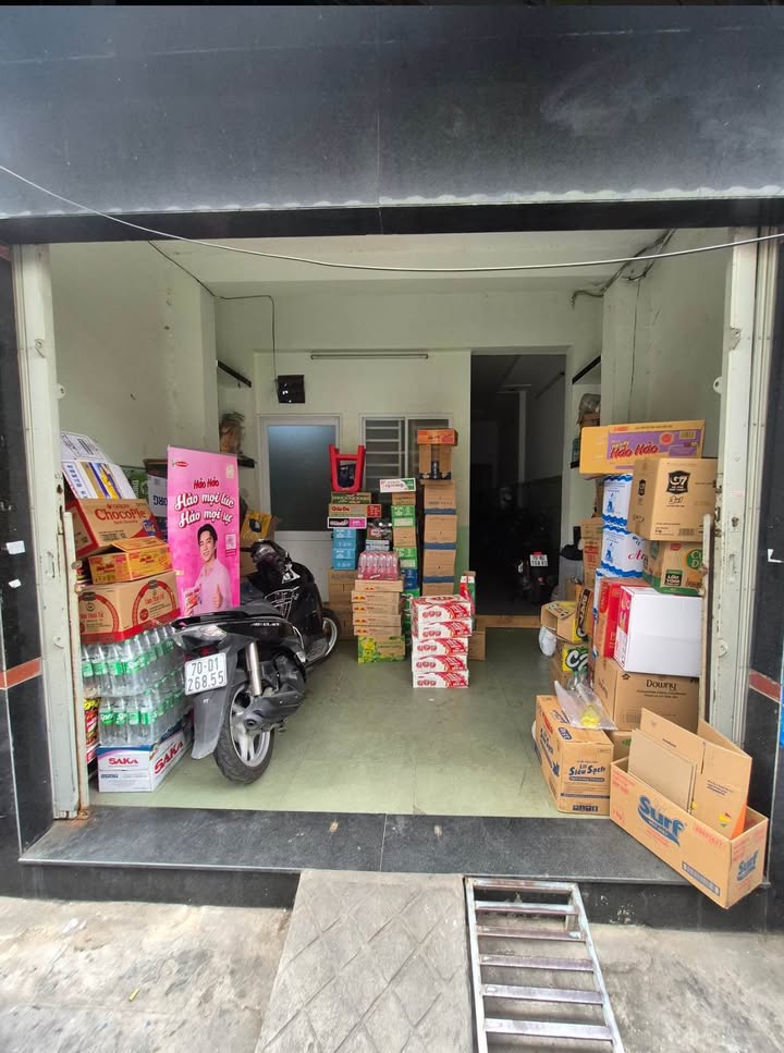 Bán nhà Quận 11 Lạc Long Quân 80m² giá 7.8 tỷ - Vị trí đẹp sinh lời ngay!