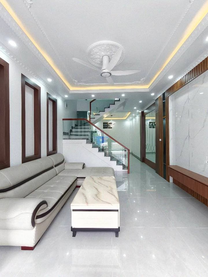 Nhà riêng Phố Ngô Gia Tự Hải An 55m² ô tô vào tận nhà!