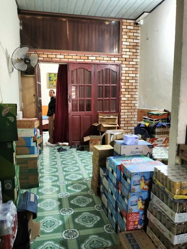 Nhà Mặt Tiền Kênh 26/3, Bình Tân - 90m², 10 Triệu/Tháng