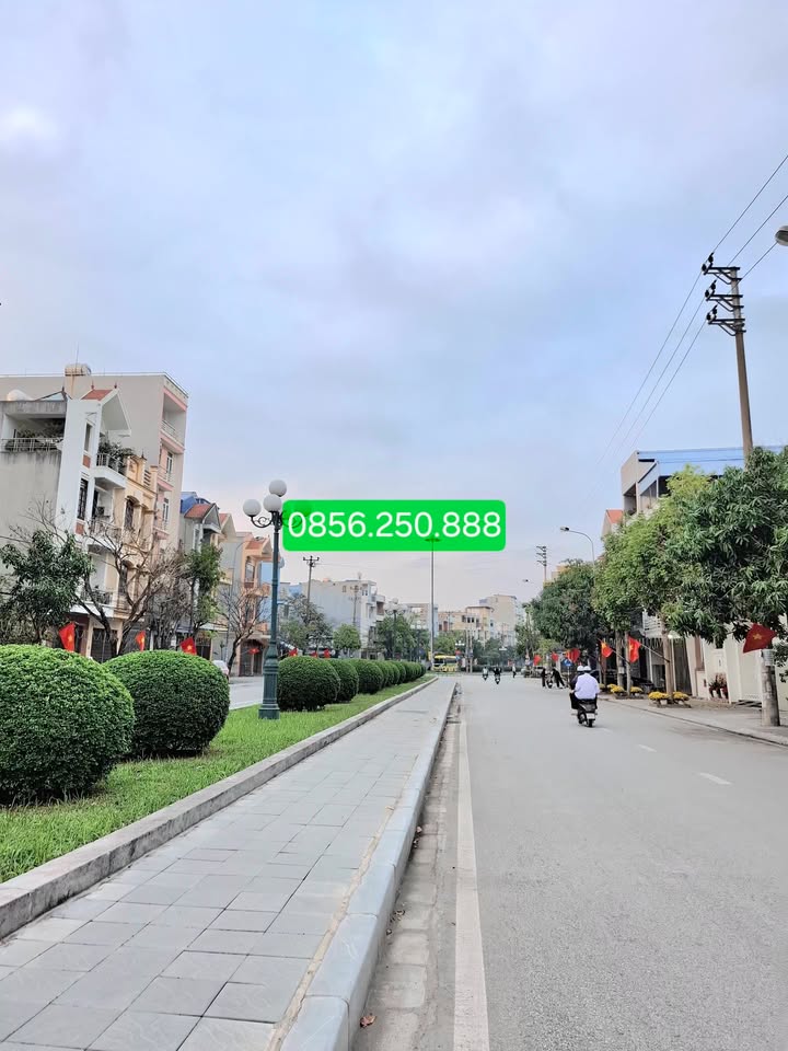 Đất Nền Mặt Tiền Nguyễn Văn Cừ, Nam Định - 80m², Hướng Đông Nam, Giá Thỏa Thuận