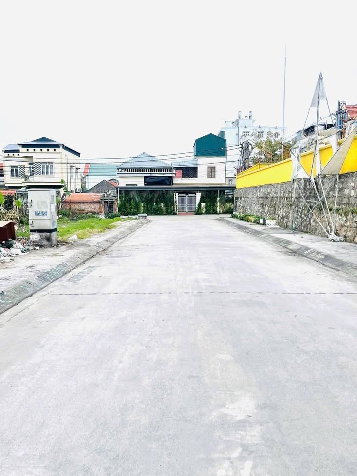 Đất nền Cao Sơn Cẩm Phả 84m² giá hơn 1 tỷ - Sổ đỏ chính chủ!