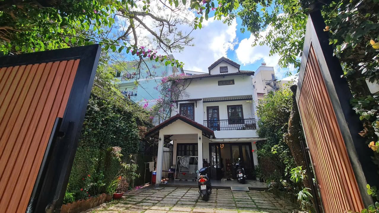 Nhà Lý Nam Đế, Đà Lạt 158m² - Sổ Hồng Riêng, Sẵn Sàng Ở Ngay