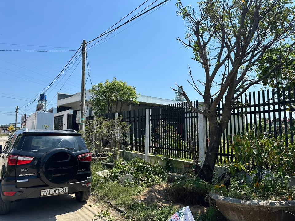 Bán Đất 400m² Mặt Tiền Ngô Lê Tân, TT Cát Tiến - Sổ Đỏ, Giá Thỏa Thuận