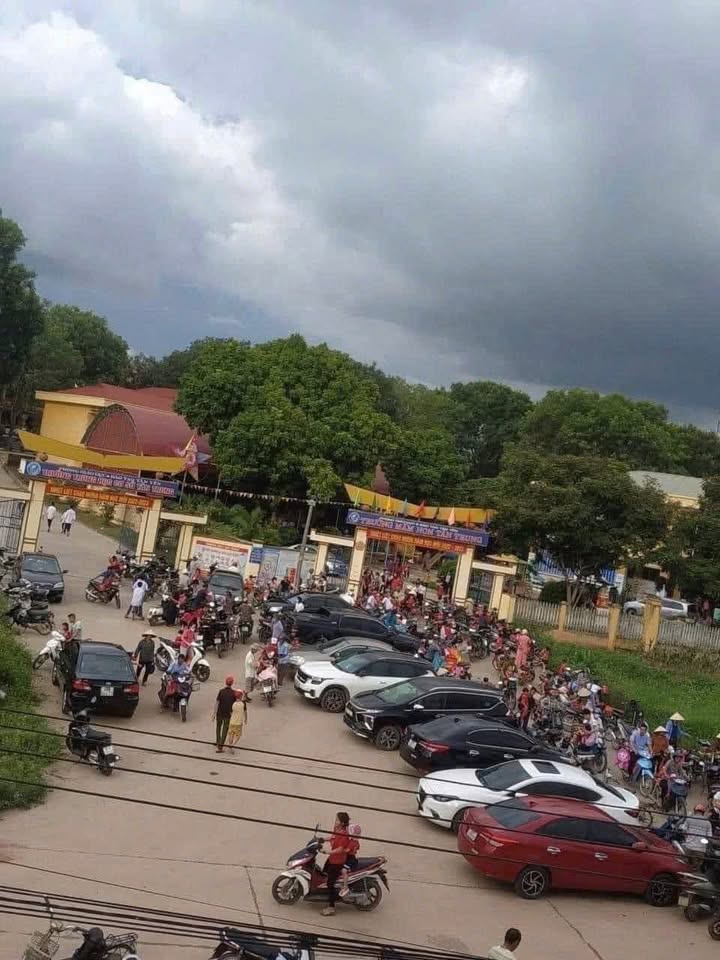 Đất đấu giá 100m² Nhã Nam, Bắc Giang - Sổ đỏ sẵn sàng, đối diện trường học