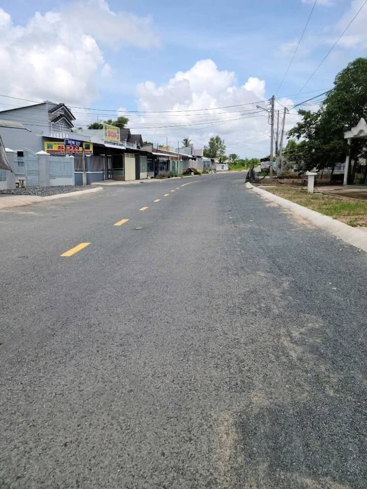 Bán Nền Đất 101m² Đường Văn Ngọc Chính, Sóc Trăng - Giá Tốt