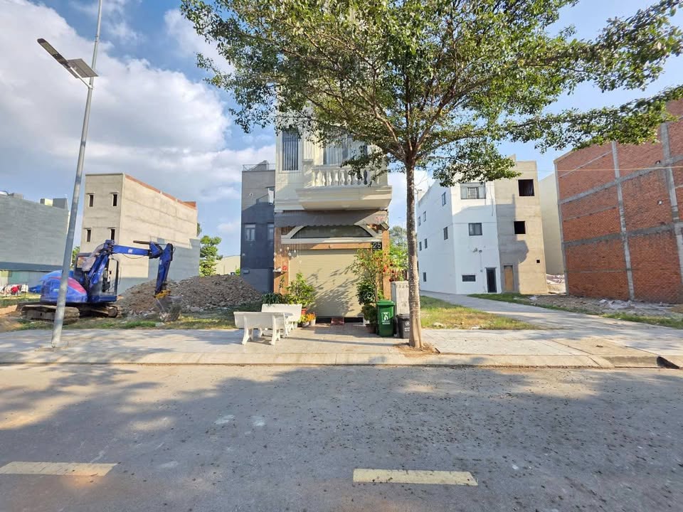 Đất nền KDC iCon Central Dĩ An 60m² 3.6 tỷ - Sổ hồng chính chủ