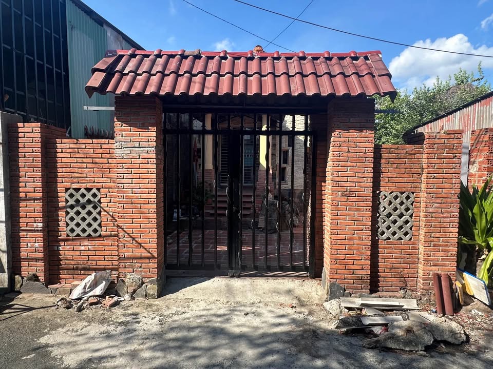 Nhà 200m² Cầu Săn Máu, Biên Hòa - Kinh Doanh/Kho/Ở Thoải Mái