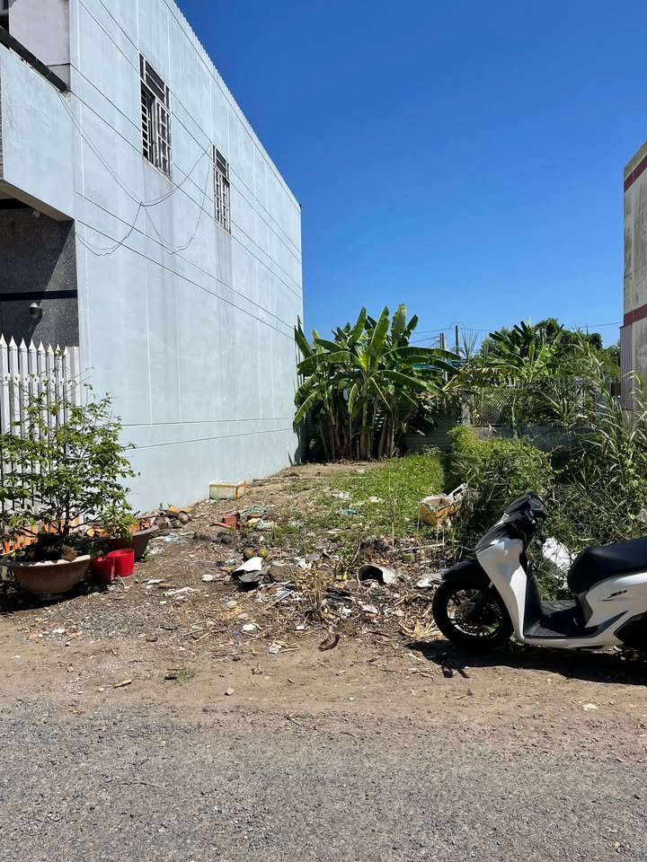 Bán đất thổ cư 88m² Phường 3, Vĩnh Long - Sổ hồng sẵn, gần Vincom