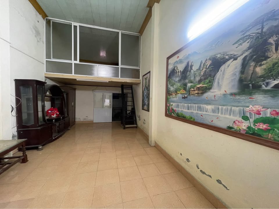 Nhà cấp 4 Chợ Rế An Dương - Vị trí trung tâm, sẵn sàng ở ngay!