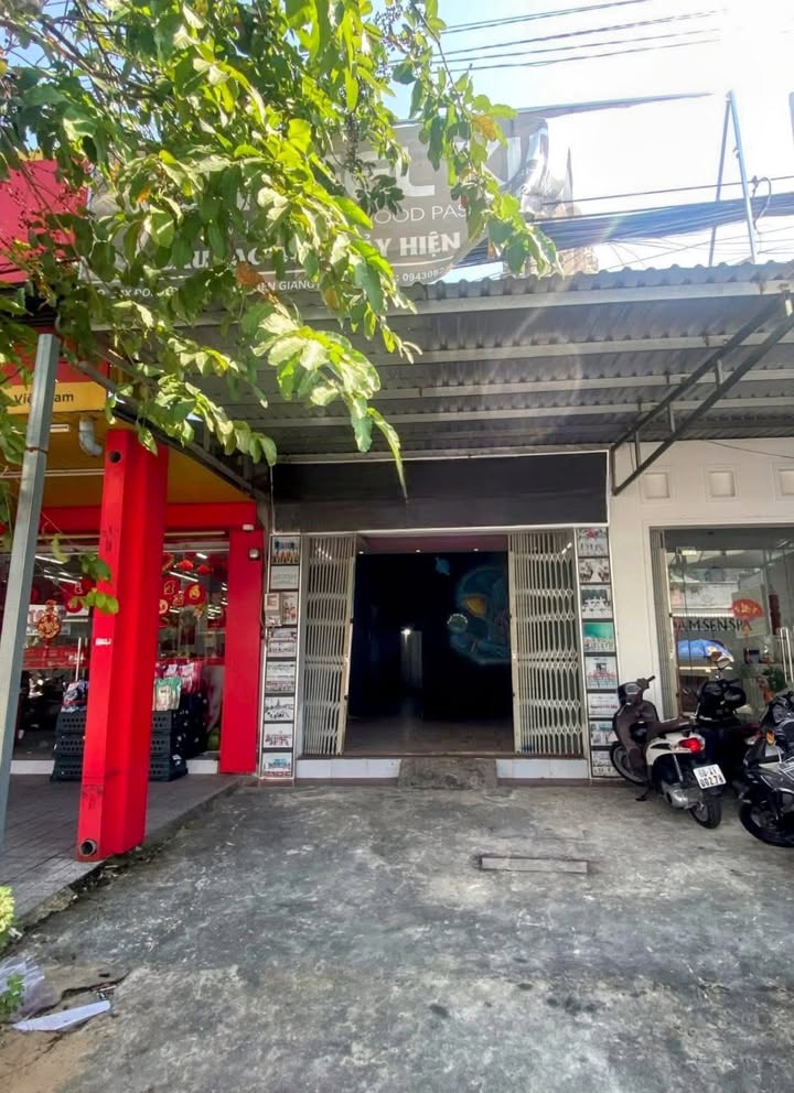 Nhà Mặt Tiền Rạch Giá 96m² giá 6 triệu/tháng - Mặt tiền kinh doanh đắc địa!