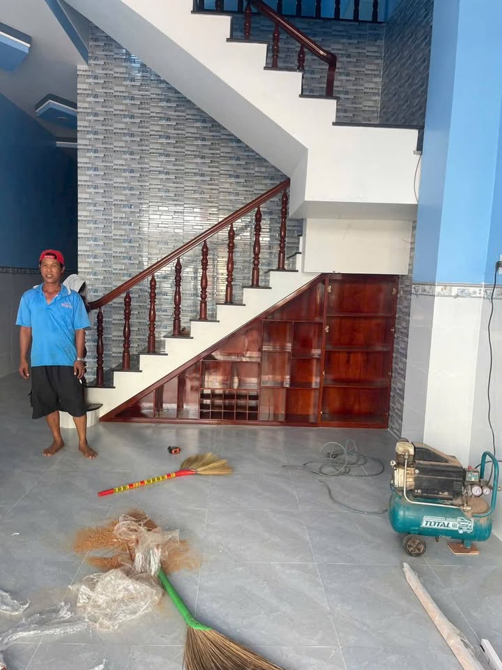 Nhà Phố Ngã Năm, Sóc Trăng 100m² - 2 Mặt Tiền Kinh Doanh Vàng!