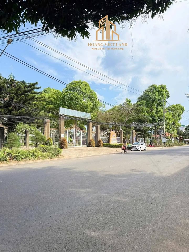 Nhà Phố Buôn Ma Thuột 6.999 Tỷ - Mặt tiền Y Moan, dòng tiền ổn định