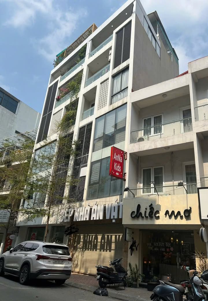 Cho thuê nhà mặt phố Nguyễn Huy Quang, Đống Đa - 60m² x 6 Tầng, Thang Máy - Kinh Doanh Đa Ngành