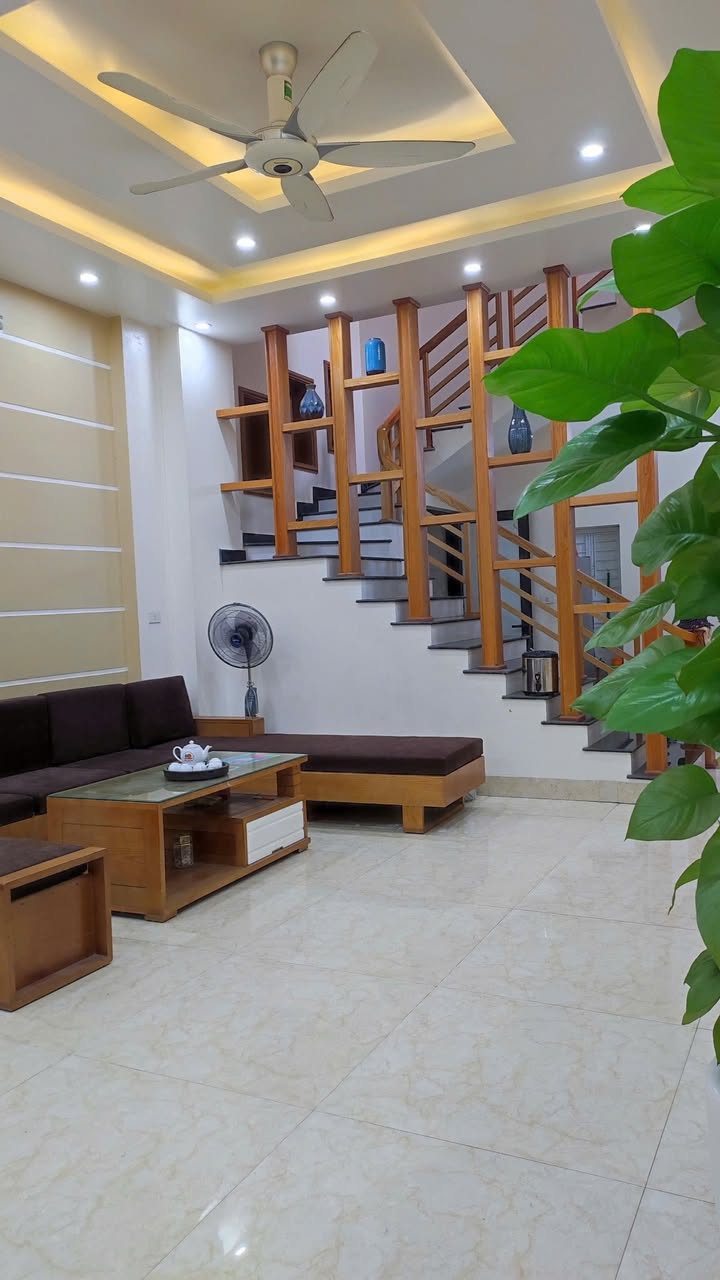 Nhà 3 Tầng Phường Ninh Khánh, Hoa Lư - 82.5m² Hướng Nam, Đường 7m, Giá Tốt