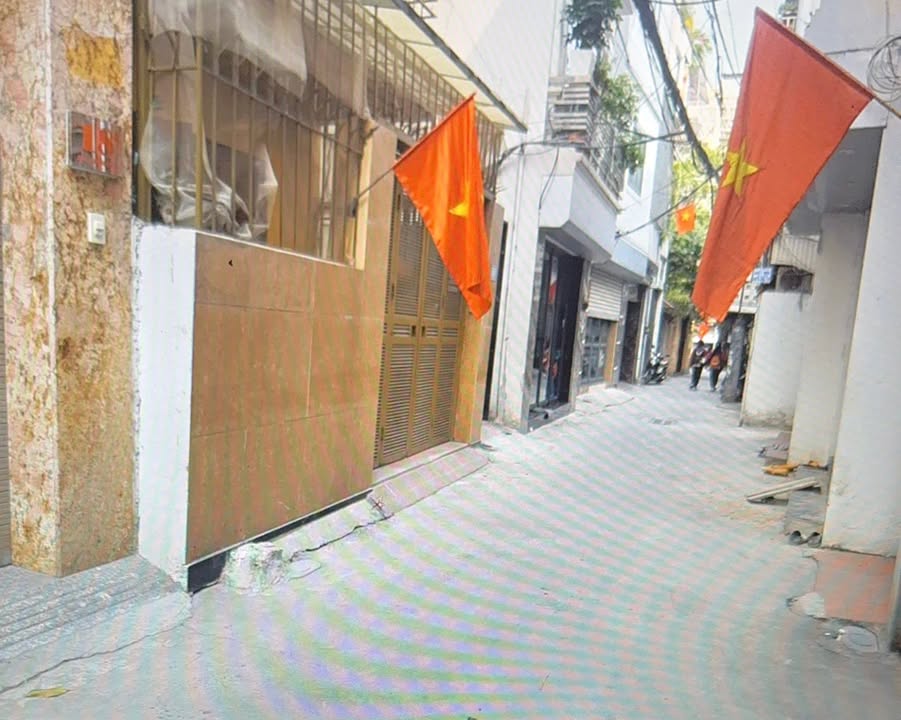 Nhà Hồng Tiến, Long Biên 42m² - Ô tô vào tận nhà!