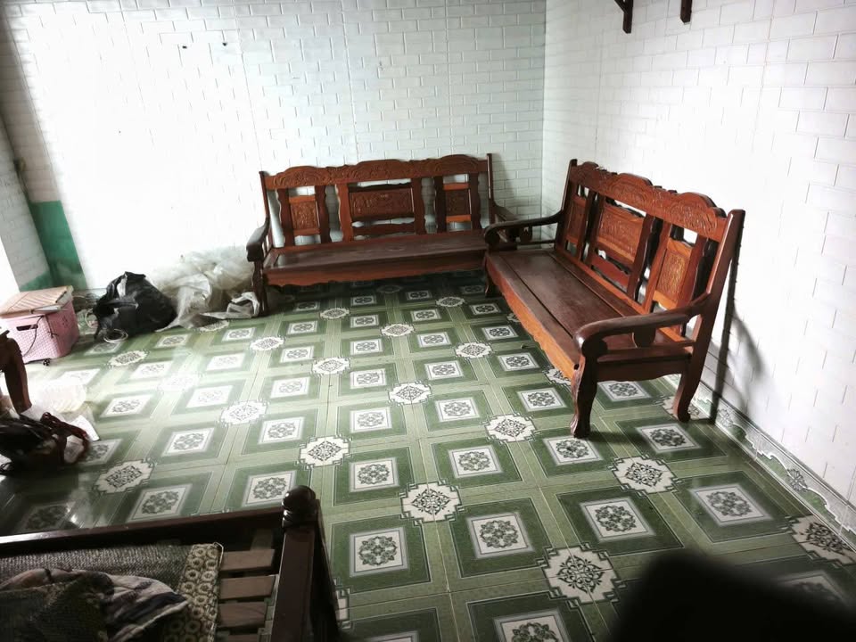 Nhà Riêng Cẩm Trung, Cẩm Phả 2PN - Ô tô vào tận nhà!