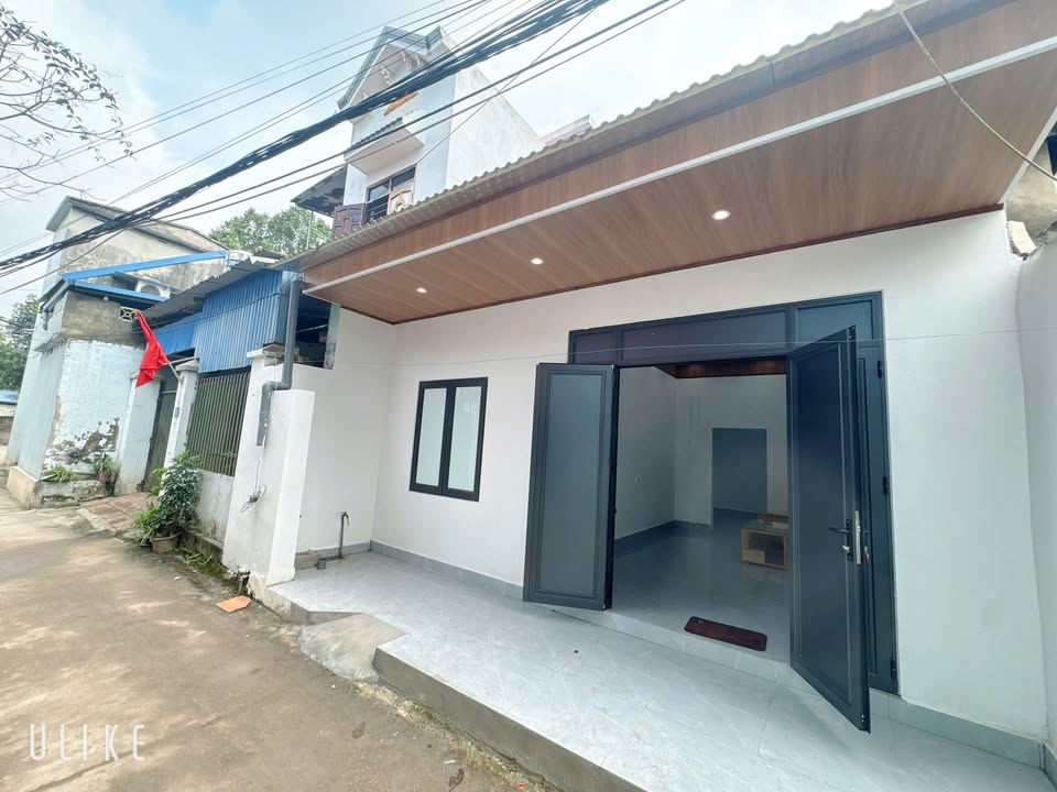 Bán nhà cấp 4 Phường Trung Thành, Thái Nguyên 76m² - Giá 1.5 tỷ, Full Thổ Cư, Sẵn Ở Ngay!
