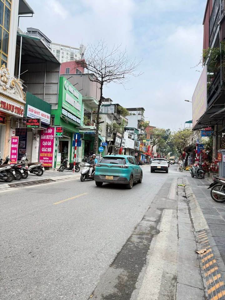 Nhà Mặt Phố Trương Định 62m², 5 Tầng, Lô Góc Kinh Doanh Sầm Uất - 16.8 Tỷ