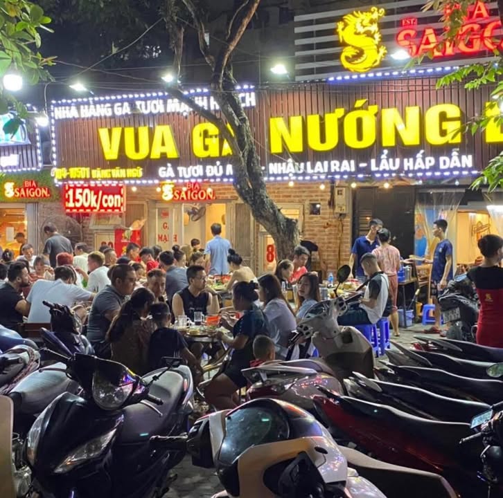 Mặt bằng kinh doanh Đặng Văn Ngữ 120m² - Vị trí đắc địa!