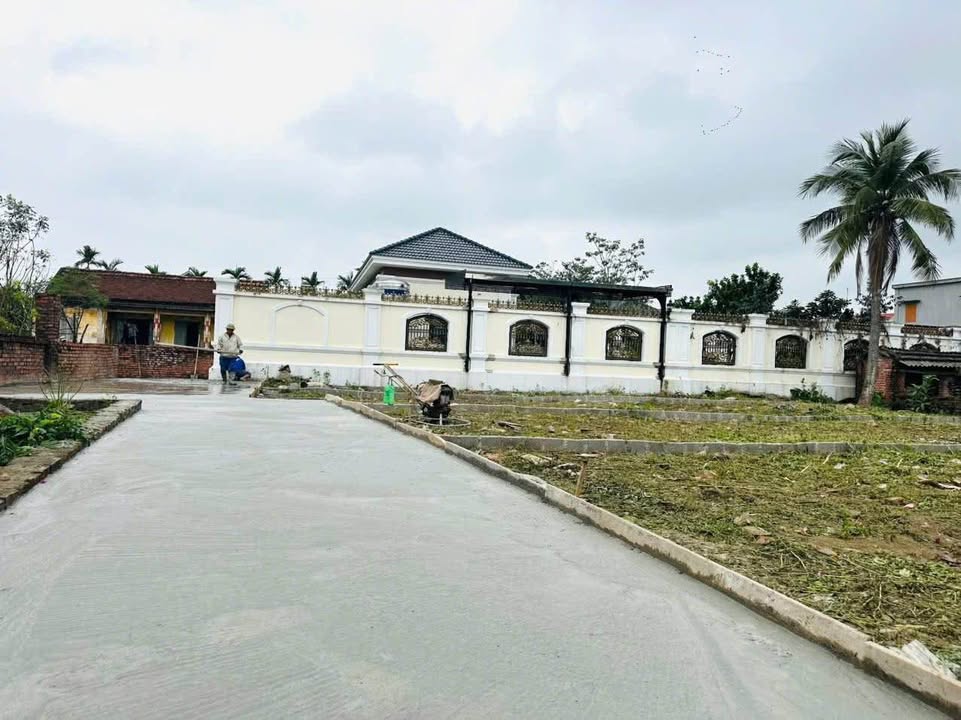 Đất nền Đông Kinh Đông Hưng 90m² - Sổ đỏ chính chủ, xây dựng ngay!