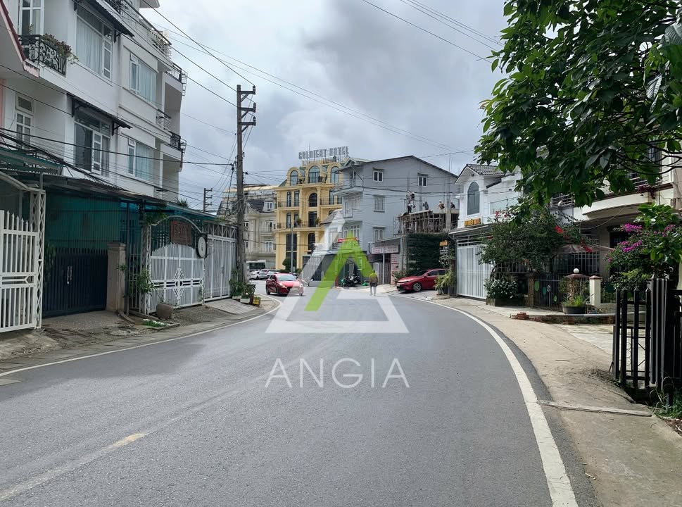 Nhà mặt tiền Tô Hiến Thành Đà Lạt 59m² giá 9 tỷ - Vị trí đắc địa