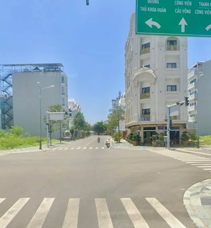 Đất nền Phan Thiết 140m² giá 8 tỷ - Sổ đỏ chính chủ!