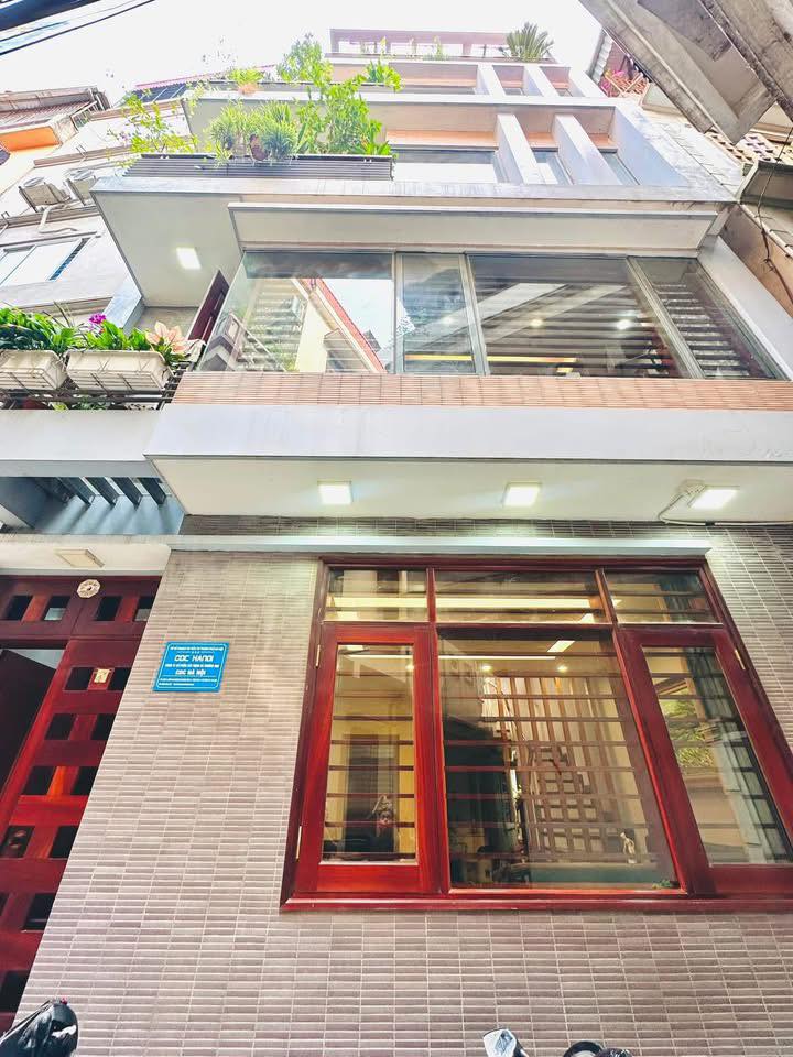 Nhà Phố Bạch Mai 42m², hơn 9 tỷ - Sẵn Sàng Ở Ngay!