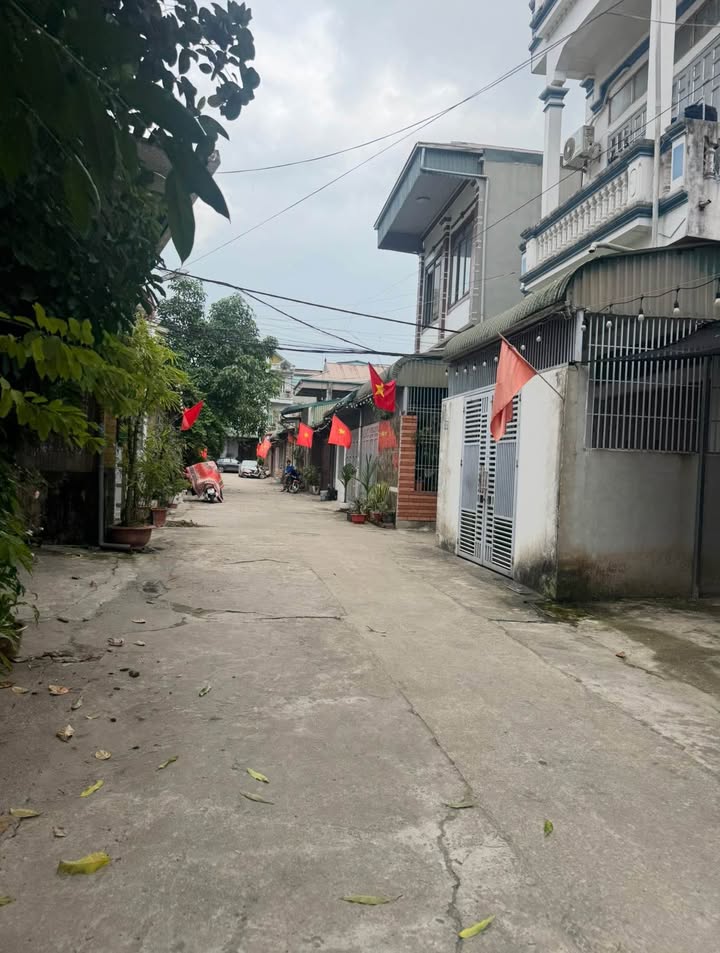 Đất Nền Đồng Tiến, Lương Sơn 56m² - Đường To Ô Tô, Sổ Đỏ Sẵn Sàng!