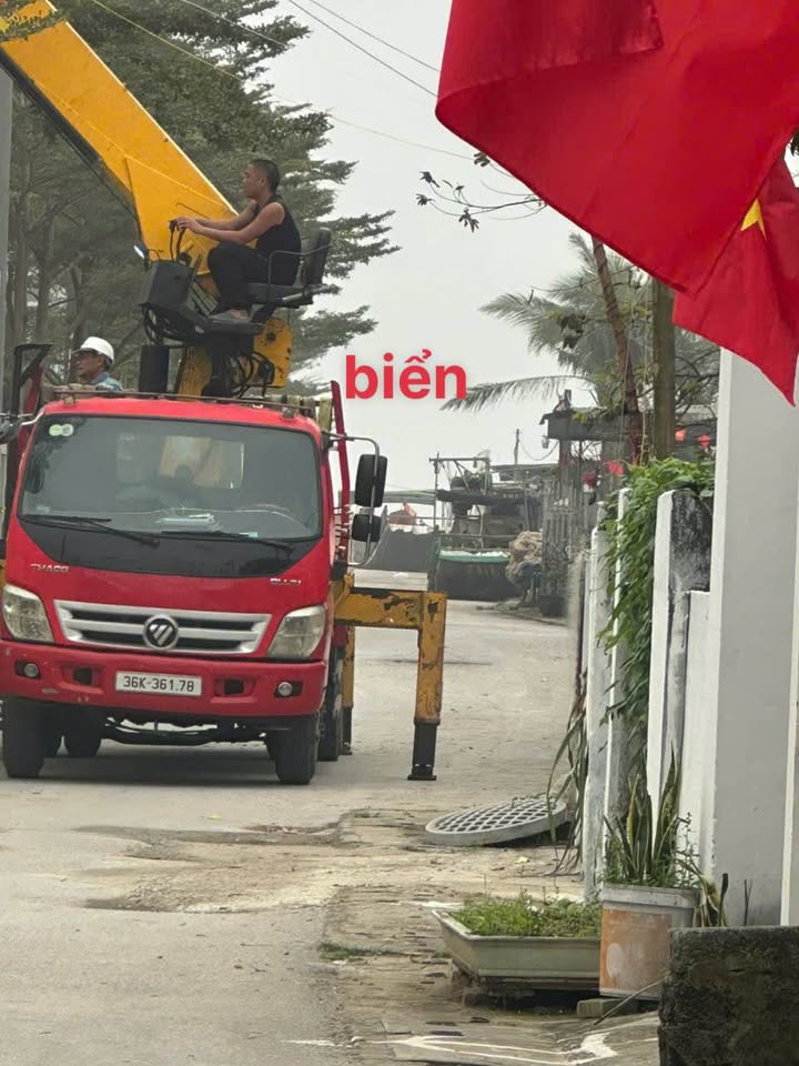 Nhà Riêng Quảng Phú 159m² - Vị trí vàng, chỉ 100m ra biển!